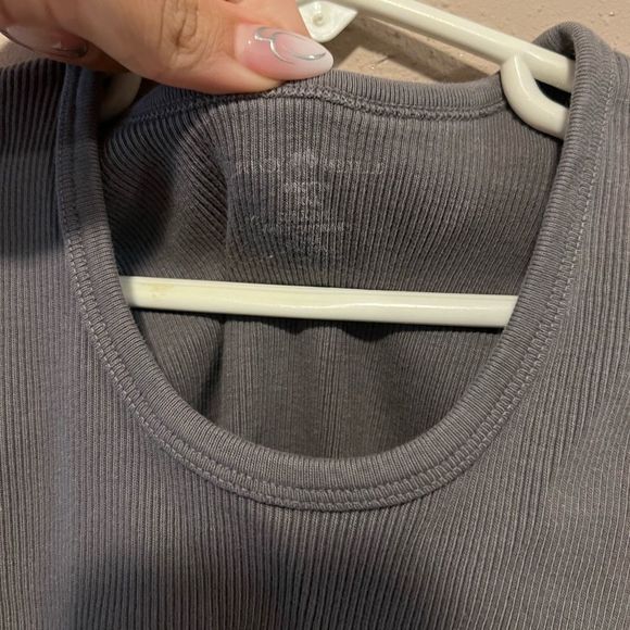 Brandy Melville Connor tank - Picture 4 of 6